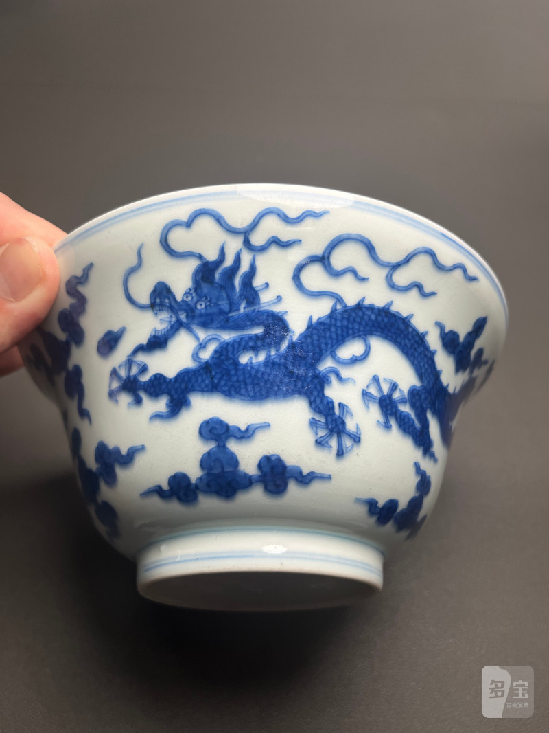 清乾隆  青花云龙纹折腰碗 - 图6